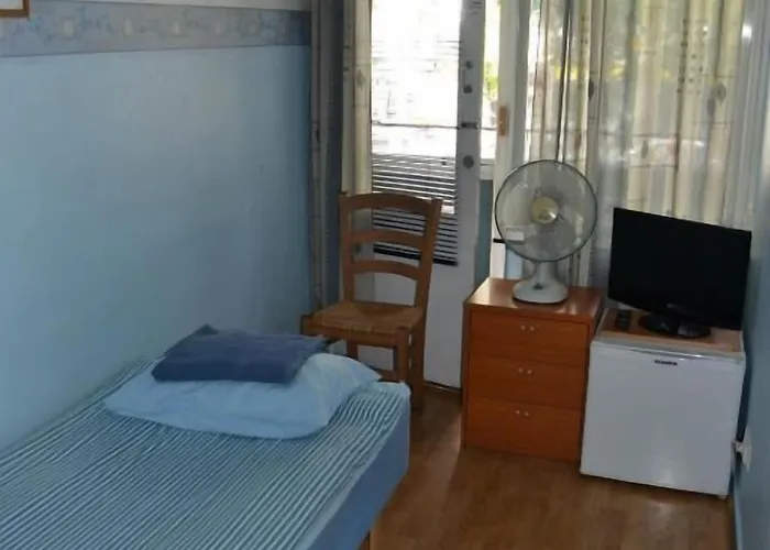 Matkakoti Patria 호스텔 *